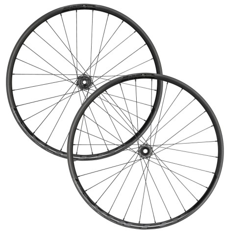 SET RUEDA REVELSTOKE 1.5