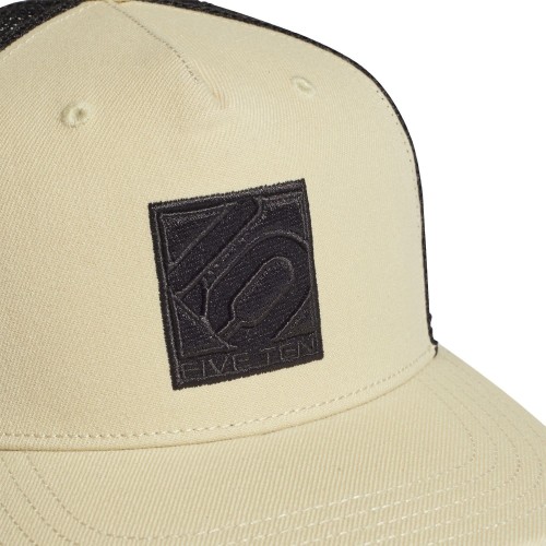 Gorra H90 Trucker Five Ten Sandy Beige/Black | Estilo y Comodidad