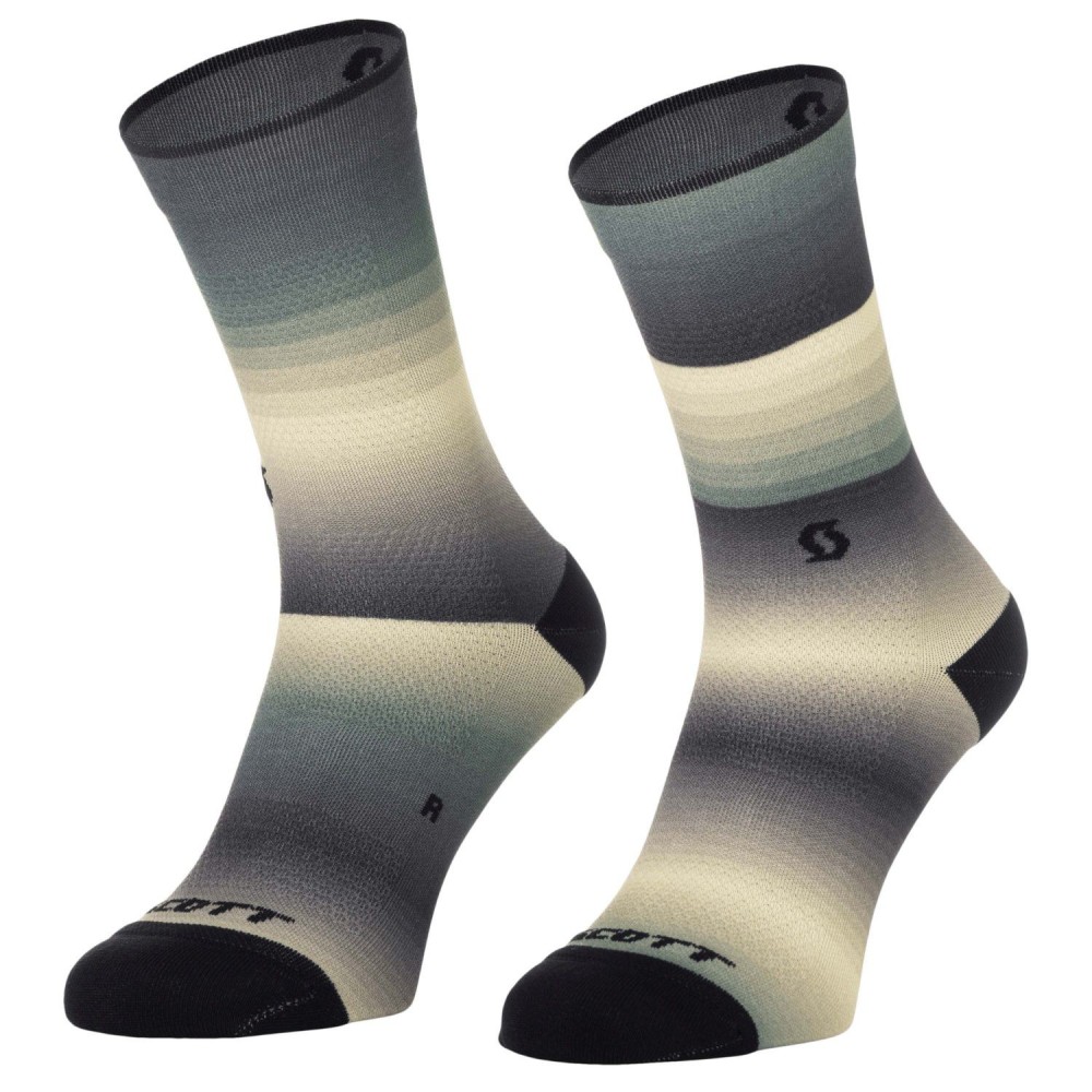 Calcetines GRADIENT STRIPES CREW Scott| Compra en Scott Concept Store Cyclon